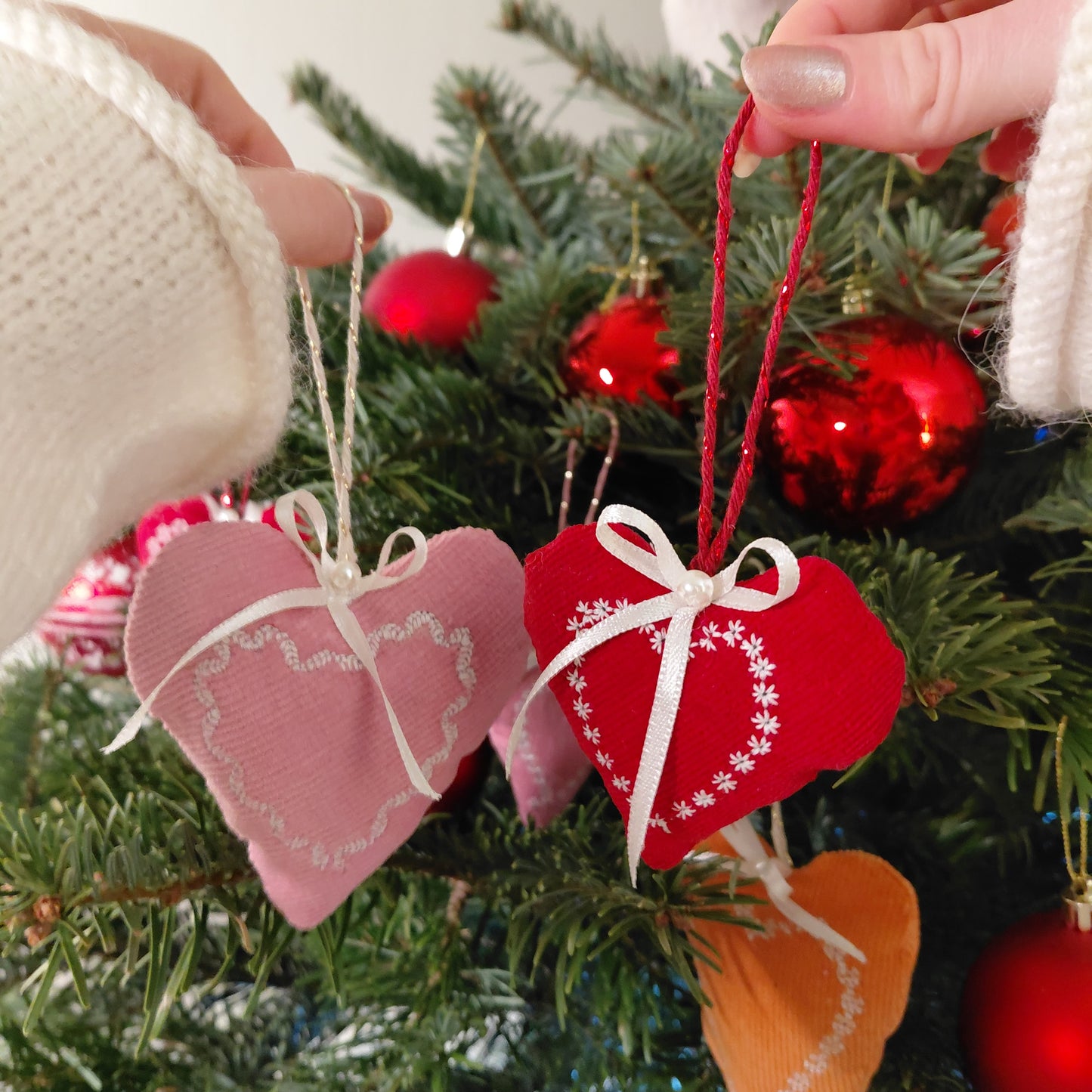 Set of 10 Velvet Christmas Hearts