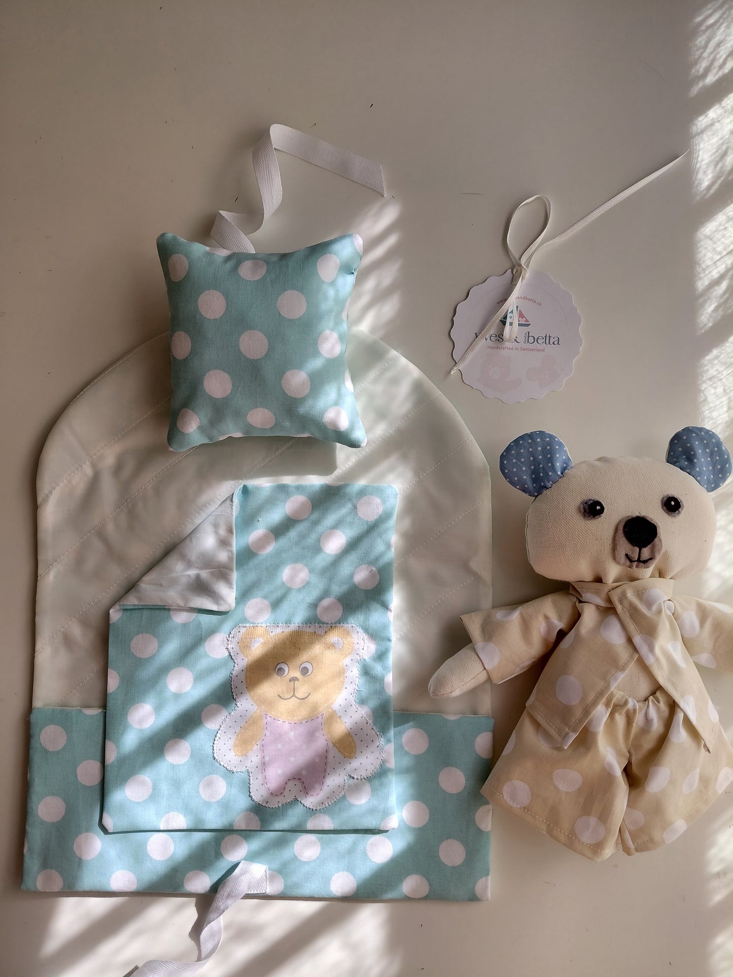 Bedtime & Travel Set (Yves Le Capitaine Toy + Set)