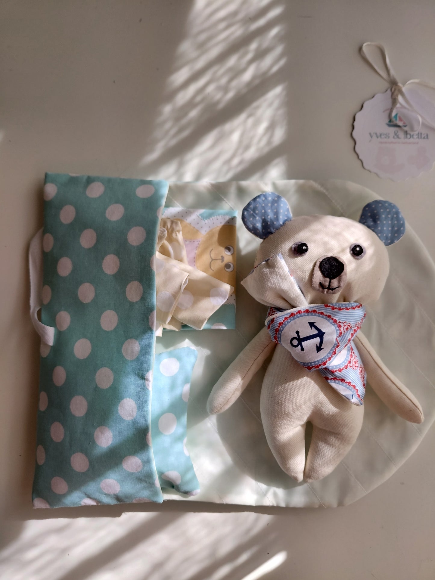 Bedtime & Travel Set (Yves Le Capitaine Toy + Set)