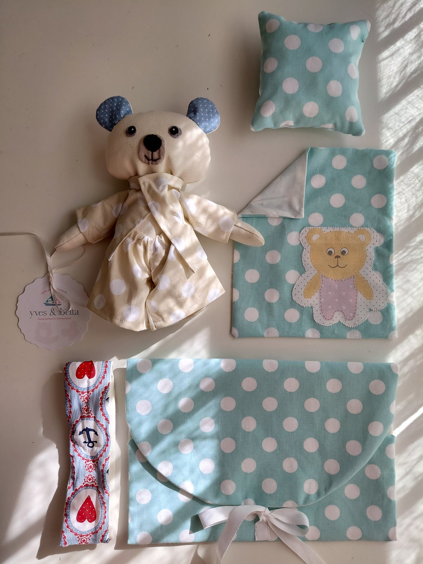Bedtime & Travel Set (Yves Le Capitaine Toy + Set)