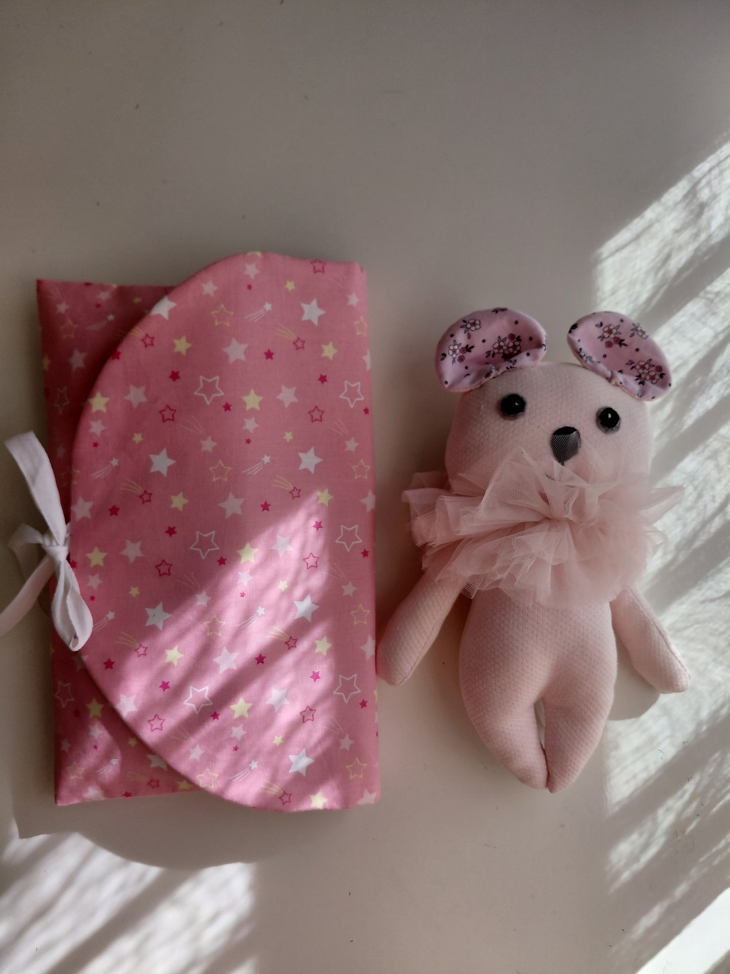 Bedtime & Travel Set (Betta La Fleuriste Toy + Set)