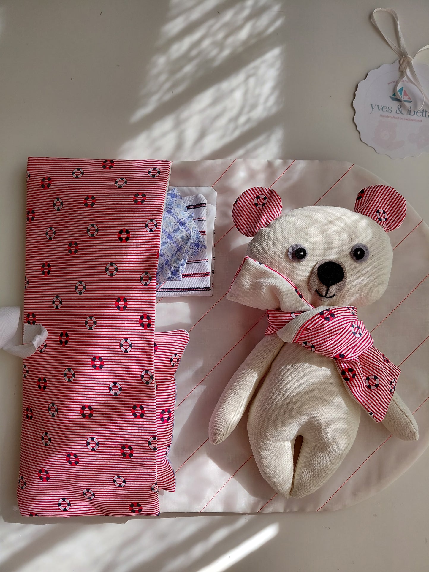 Bedtime & Travel Set (Yves Le Petit Voyageur Toy + Set)