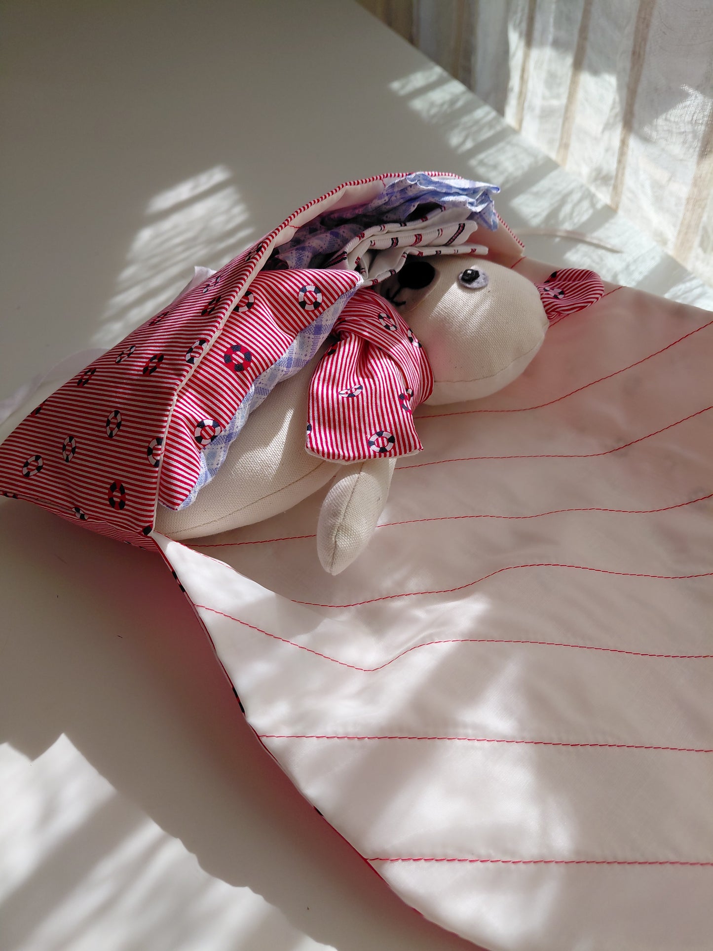 Bedtime & Travel Set (Yves Le Petit Voyageur Toy + Set)