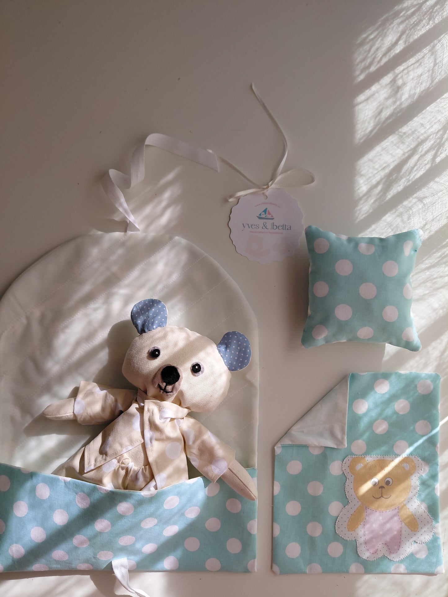Bedtime & Travel Set (Yves Le Capitaine Toy + Set)