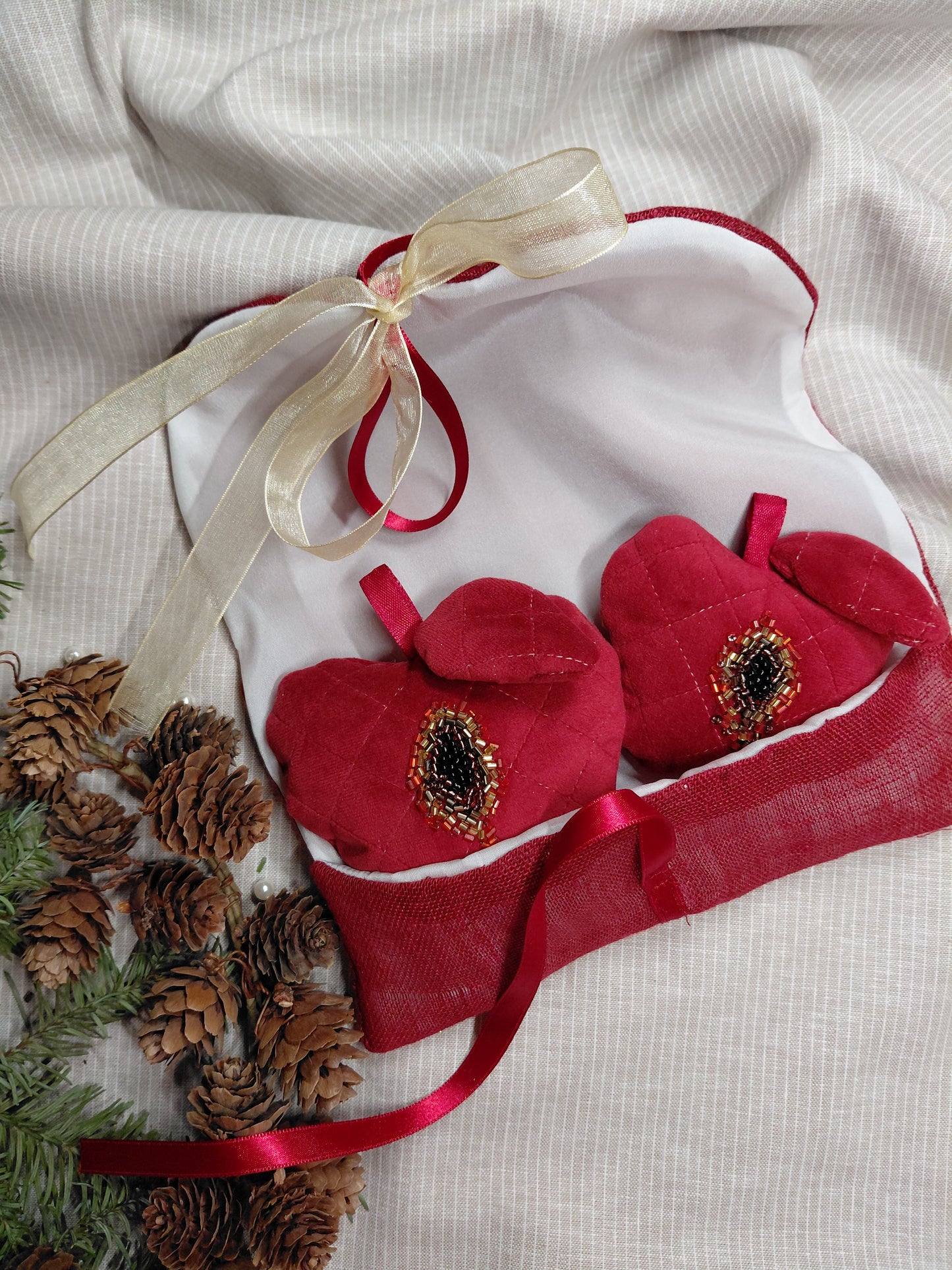 Christmas Velvet Apples - Set of two