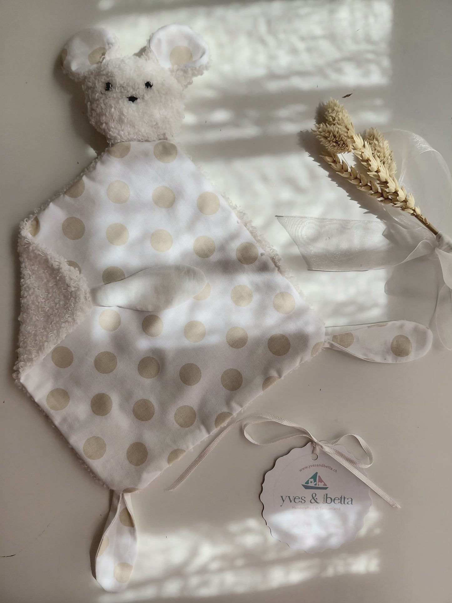 Soft Baby Comforter (Betta mouse - White beige color)