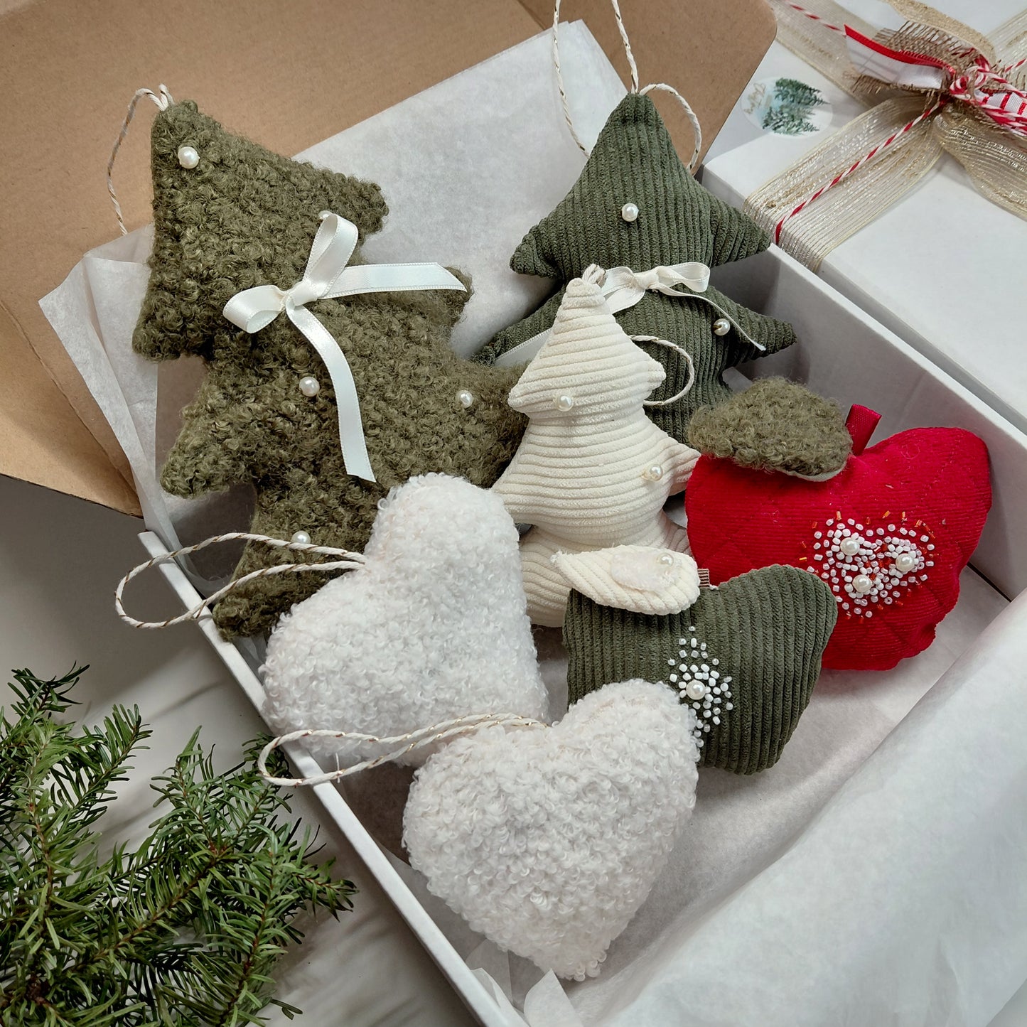 Christmas Deco Set – 7 Cozy Handmade Decorations