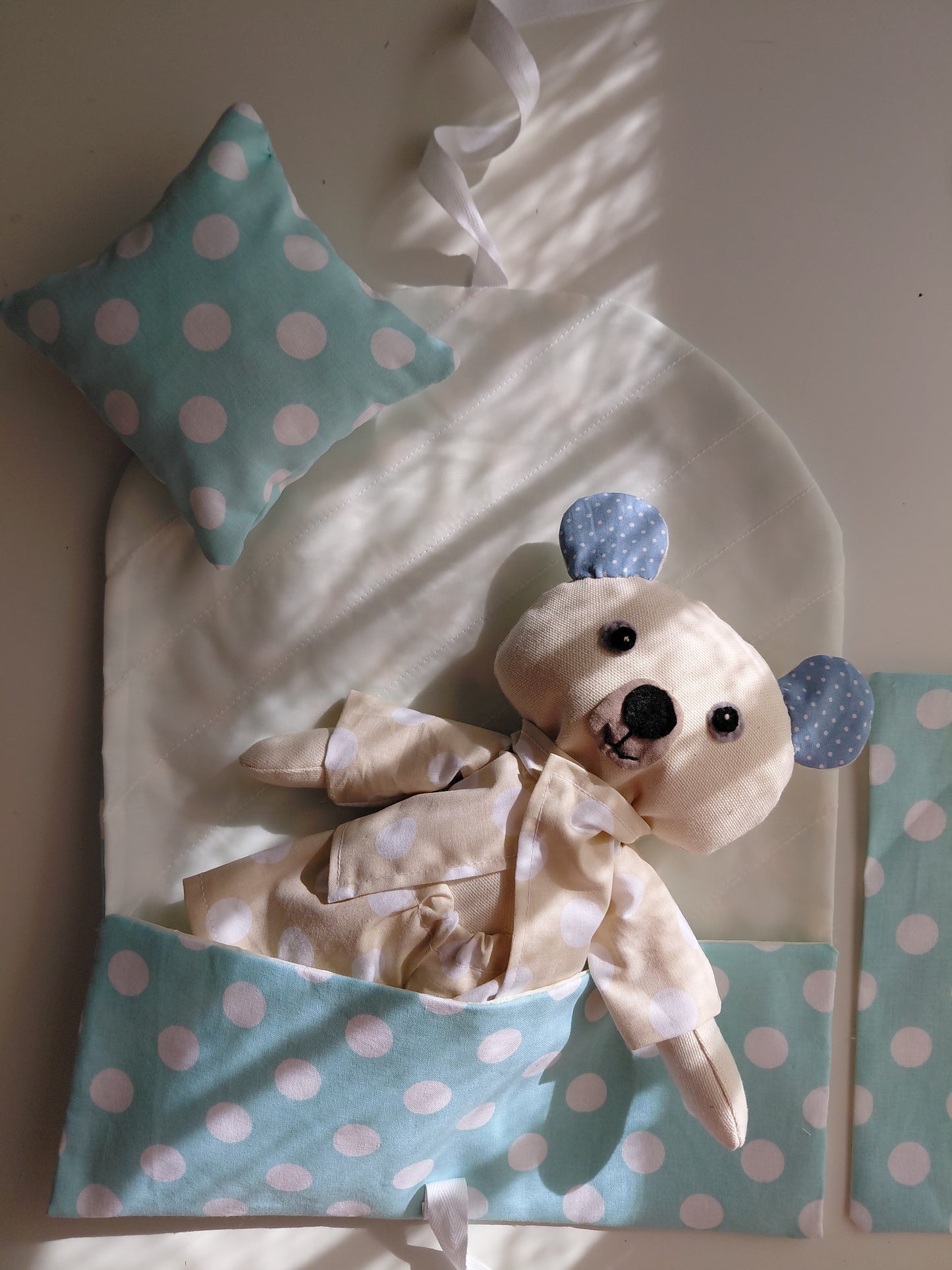 Bedtime & Travel Set (Yves Le Capitaine Toy + Set)