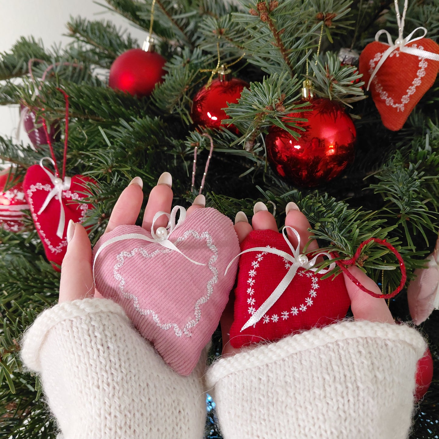 Set of 10 Velvet Christmas Hearts