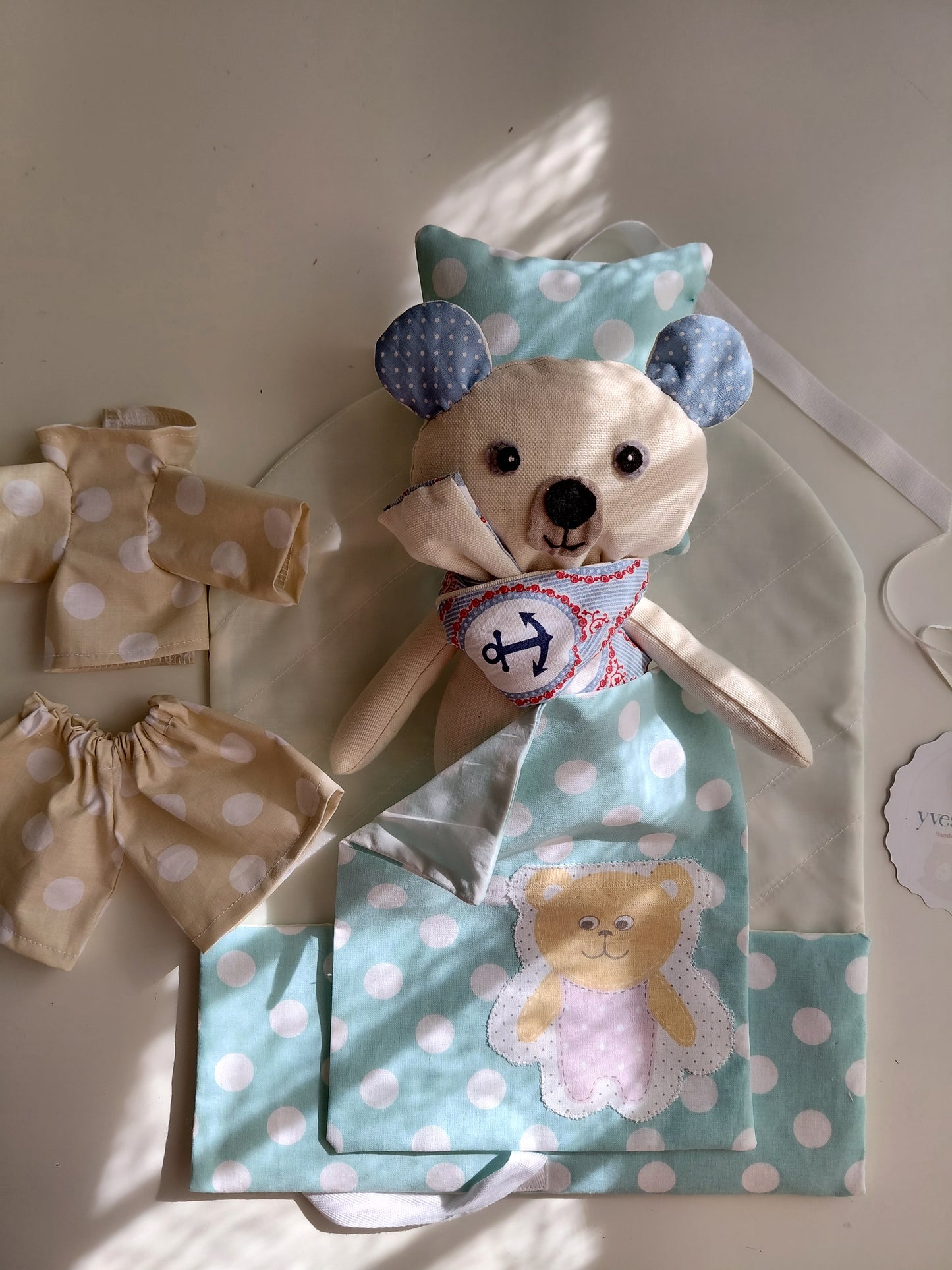 Bedtime & Travel Set (Yves Le Capitaine Toy + Set)