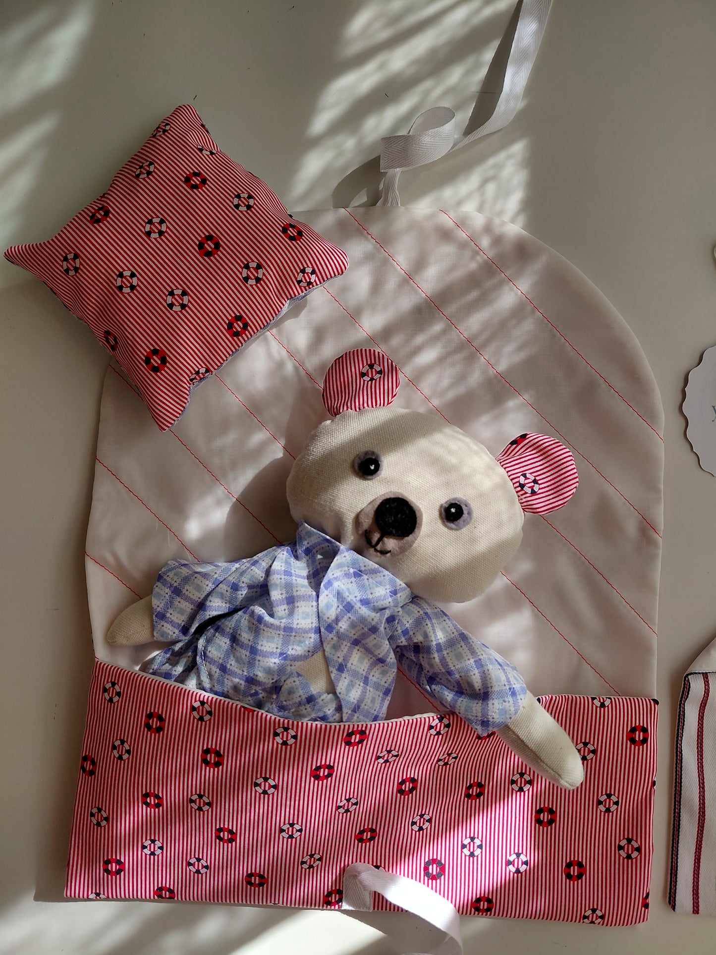 Bedtime & Travel Set (Yves Le Petit Voyageur Toy + Set)